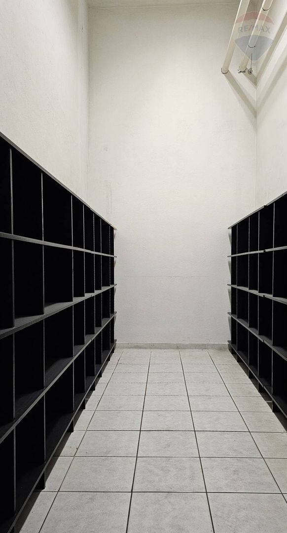 Obchodno-administratívne priestory na prenájom, Farská 10, N - 15