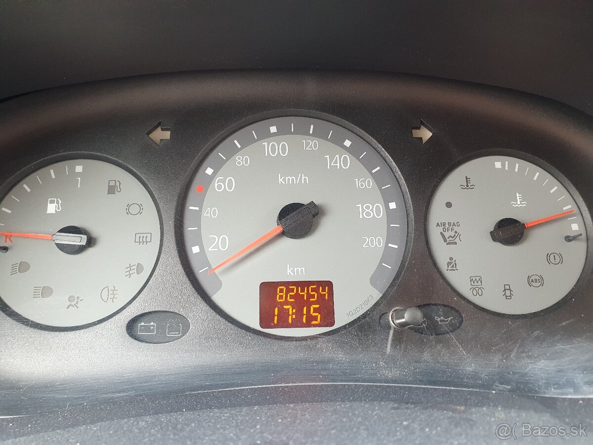 Renault Thalia 1.2 16V - 55 KW - 15