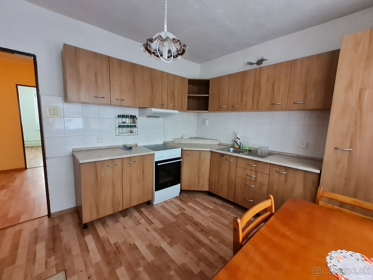 Žihľava – slnečný 3 izbový byt - 15