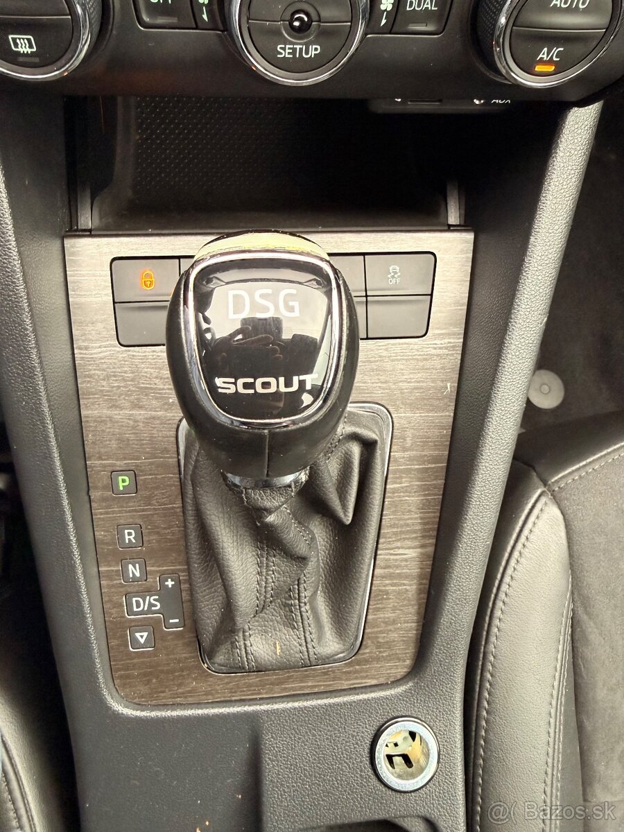 Škoda Octavia SCOUT DSG 2.0TDi - 15