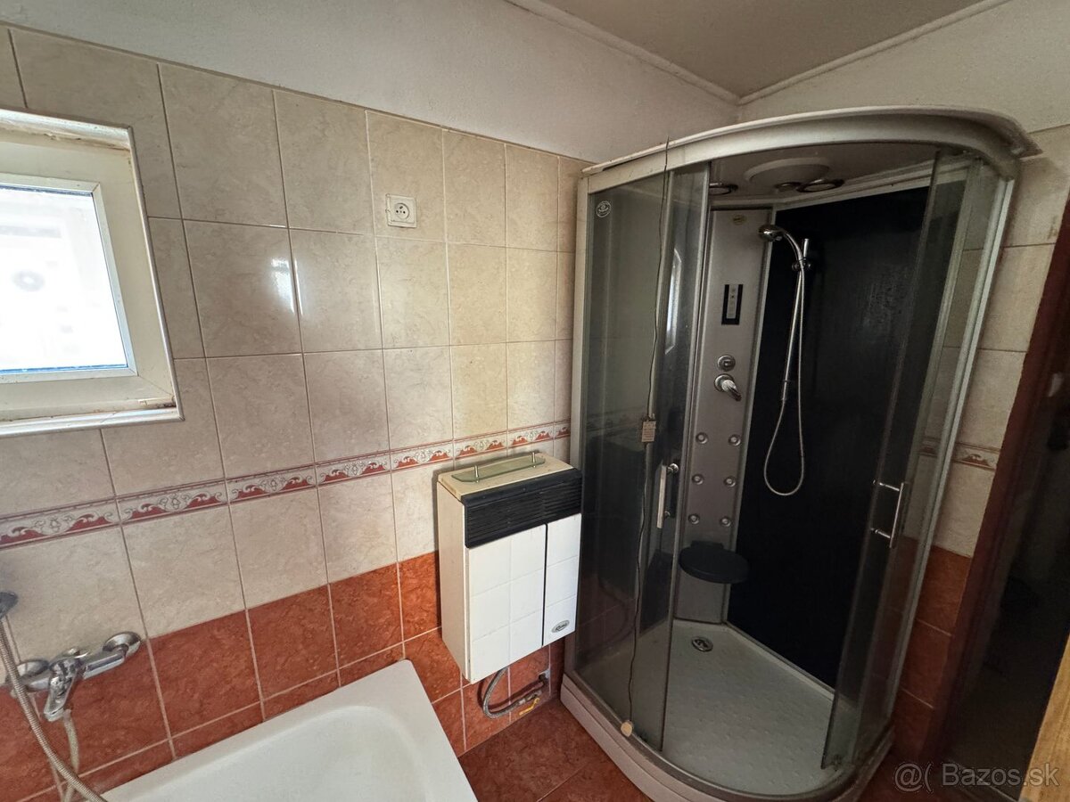 Na predaj ihneď obývateľný rodinný dom Rastislavice pri aqua - 15