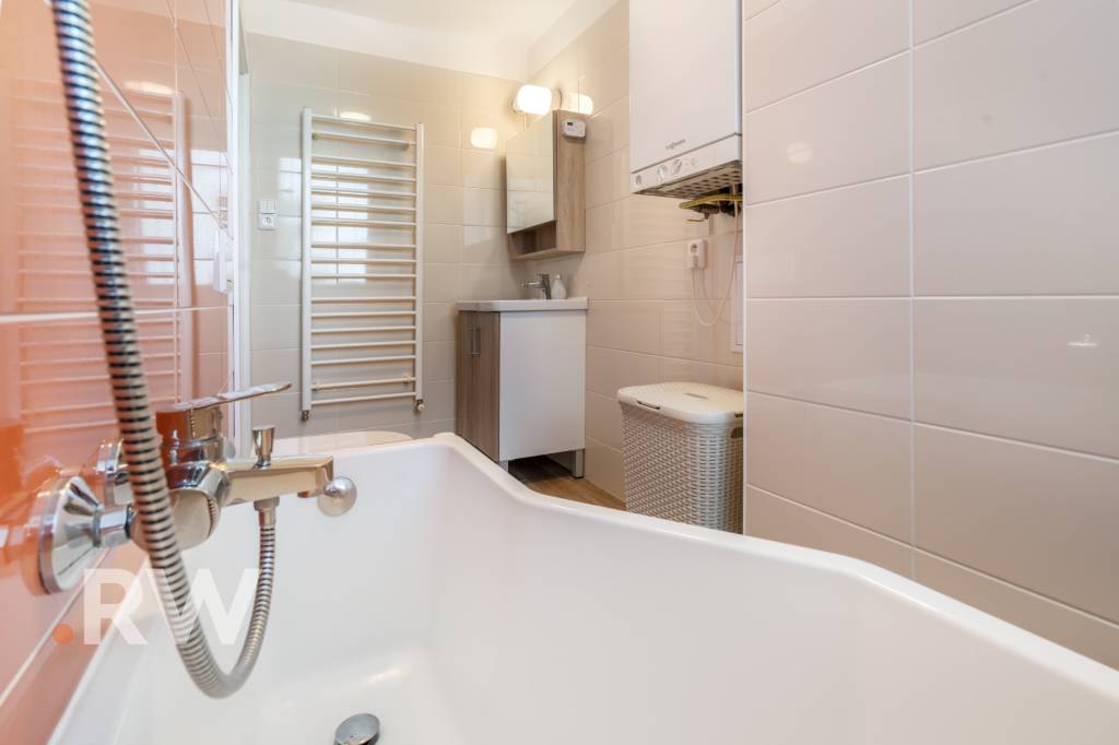 REWIN I Priestranný 3 izbový byt v tichej lokalite Senca - 15