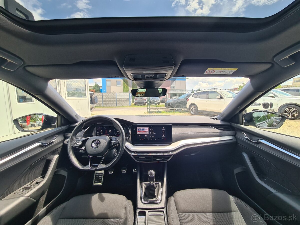 ŠKODA OCTAVIA COMBI 1.5 TSI STYLE - 15