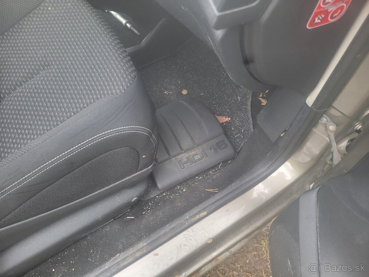 Picasso C4 grand 1.6 TDI - 15