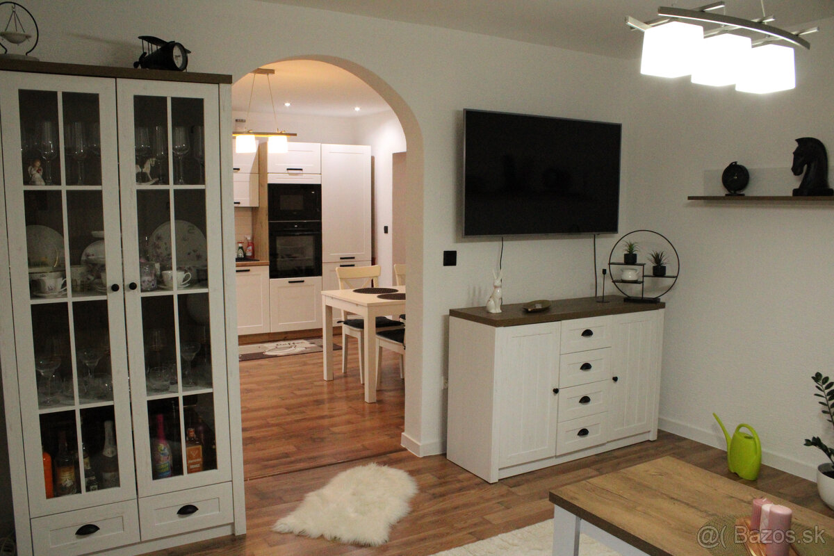 EXKLUZÍVNE-SPEKTRUM REALITY- Na predaj kompletne rekonštruov - 15