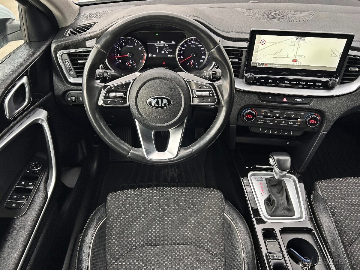 Kia XCeed 1.4 T-GDi AT7 GOLD + SMART PACK - 15