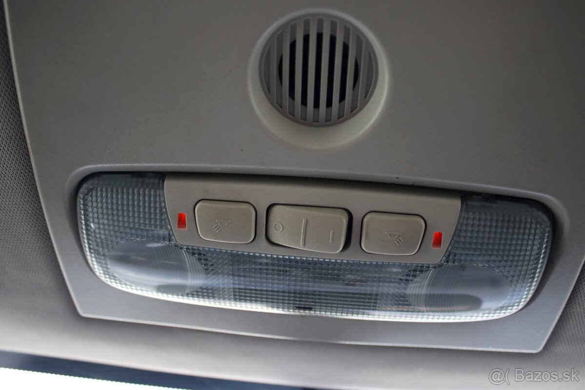 FORD FOCUS 1,6i BENZÍN 74KW/101PS - 15