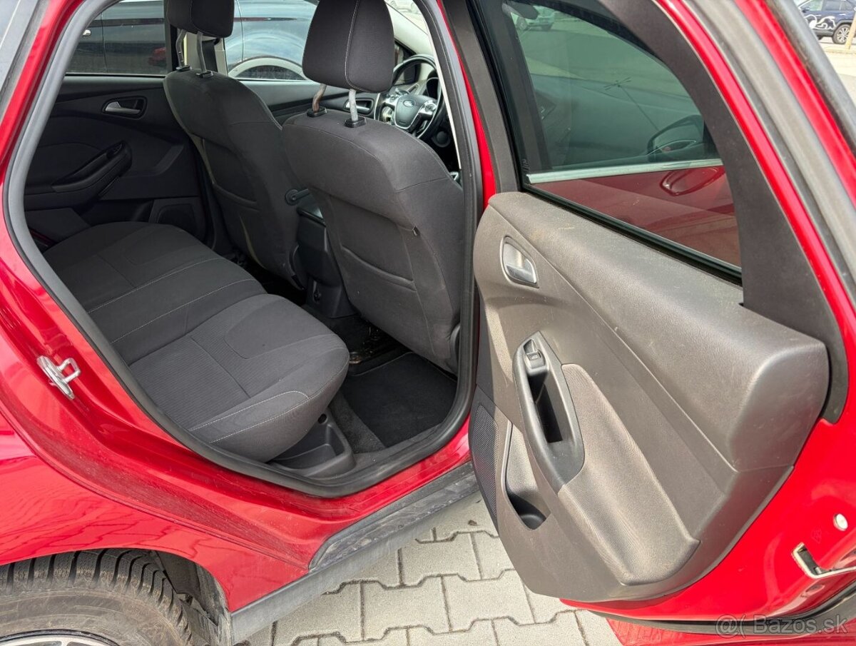 Ford Focus 1.6 EB 110kw TOP VÝBAVA - 15