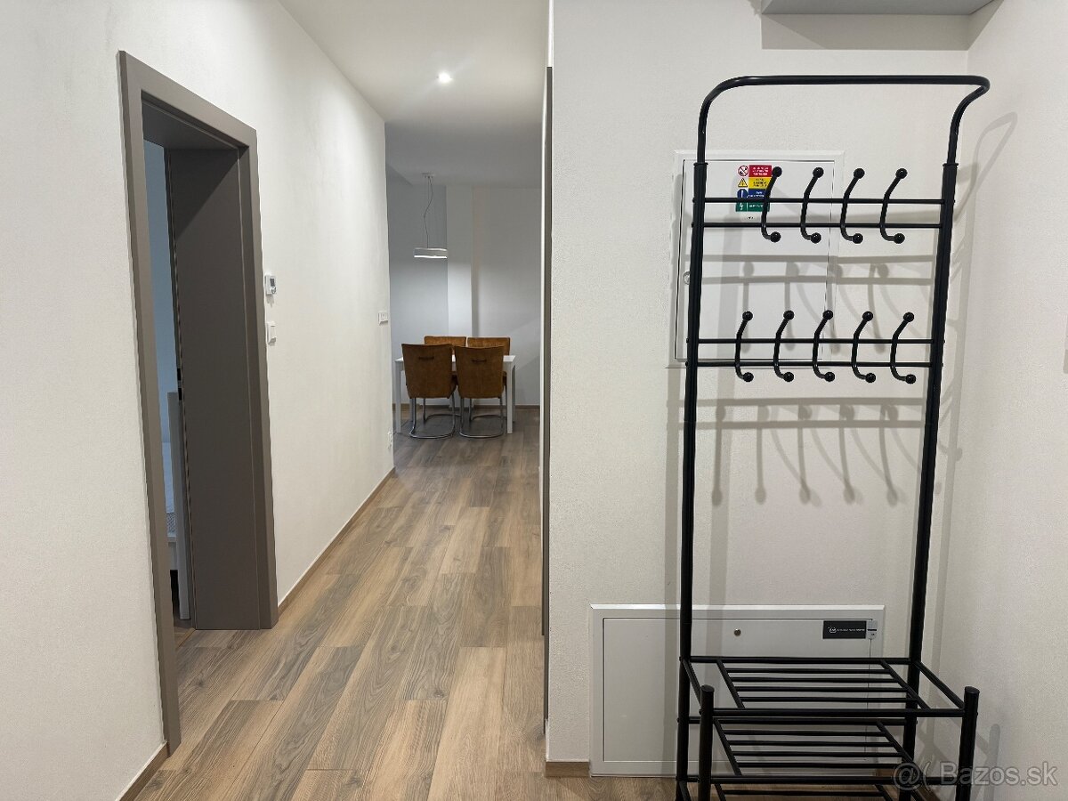Na prenájom 3izbový byt v rodinnom dome-Voľný ihned - 15