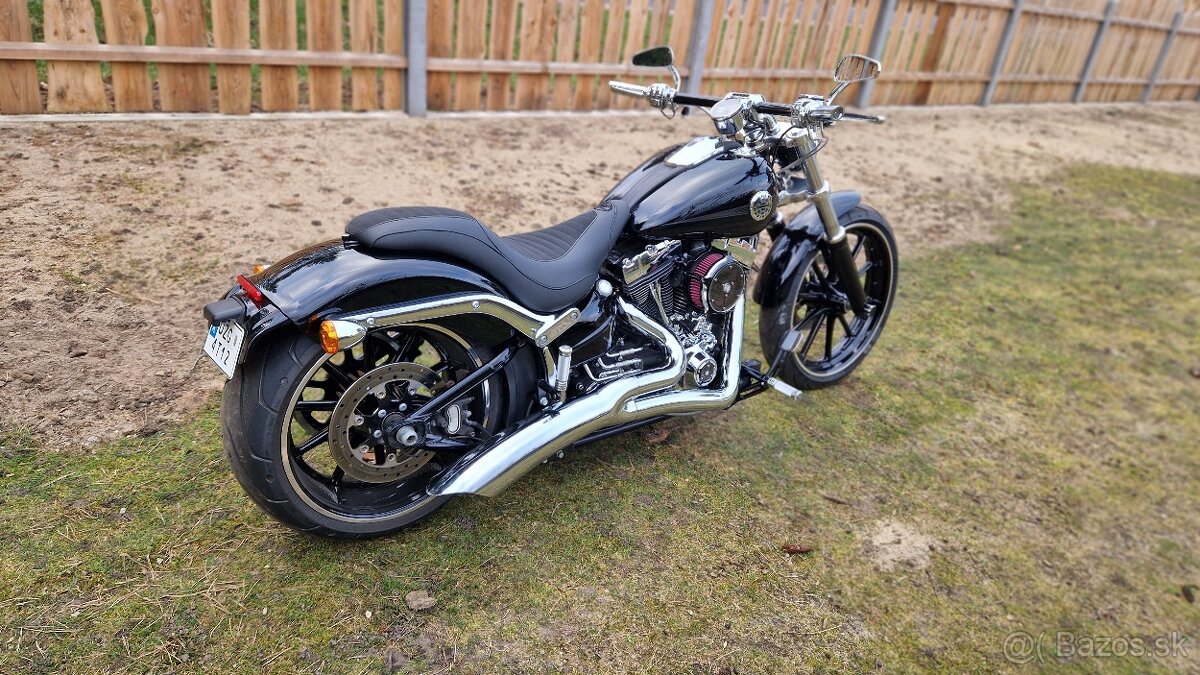 HARLEY-DAVIDSON FXSB BREAKOUT 2014 - 15