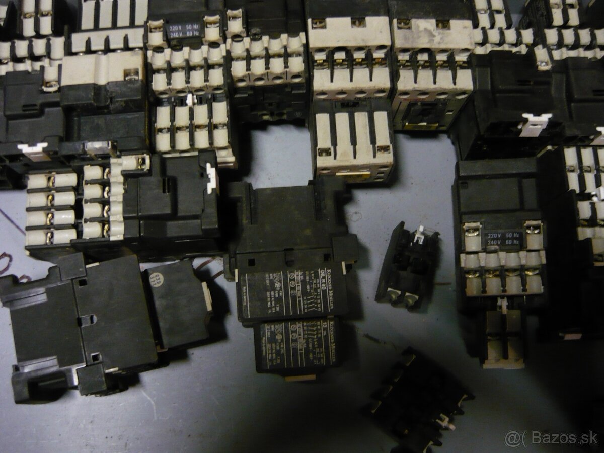 STYKAČ SIEMENS a ABB cena 4 euro - 15