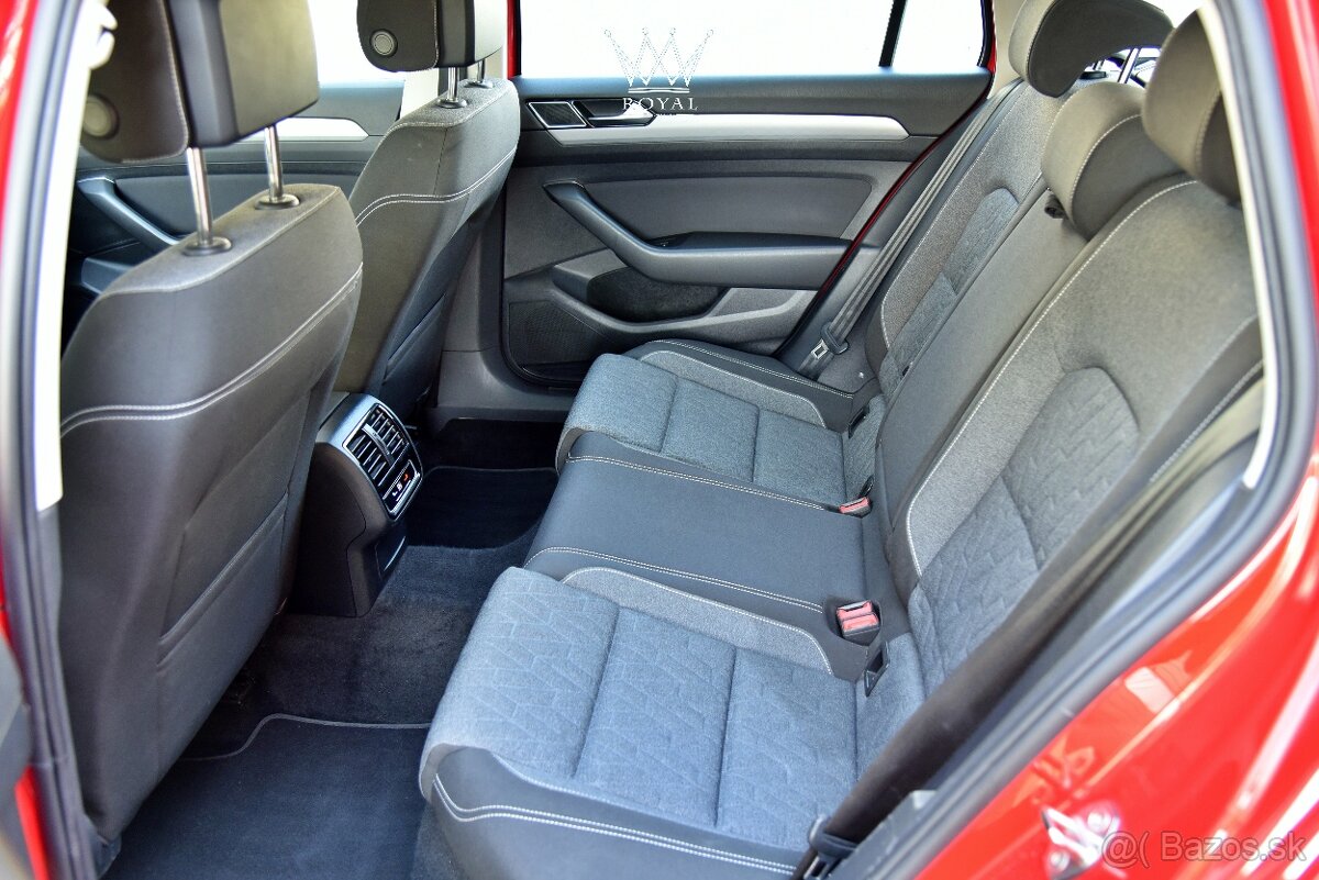 Volkswagen Passat Variant facelift 2.0 TDI DSG DPH - 15