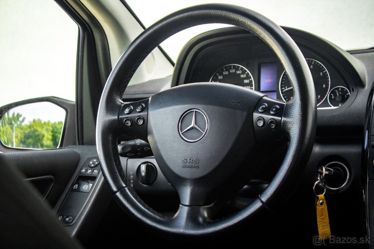 Mercedes Benz A150 Classic - 15