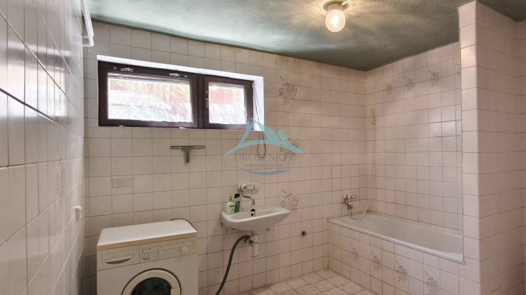 Rodinný dom na ul. Ľ. Štúra vo Veľkom Krtíši. - 15