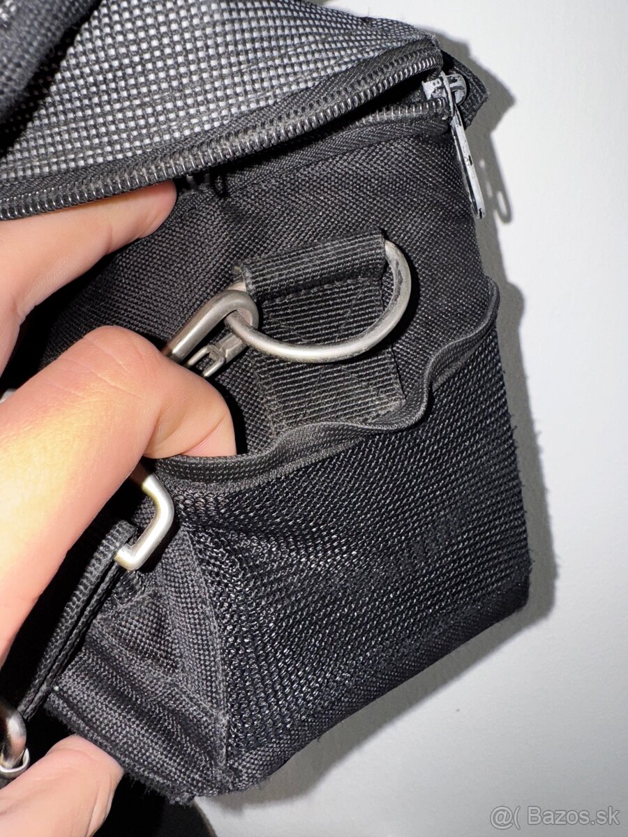 Predám tašku na fotoaparát EVG - 15