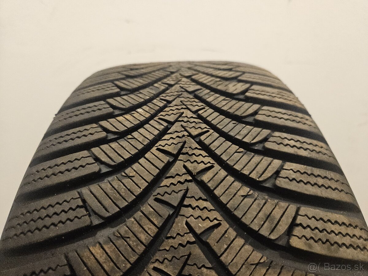 Atraktívna zimná sada Dezent - 5x112 r17 + 225/45 r17 - 15