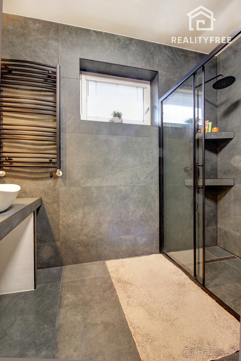 Novinka – samostatne stojaci 4i rodinný dom v obci Láb - 15