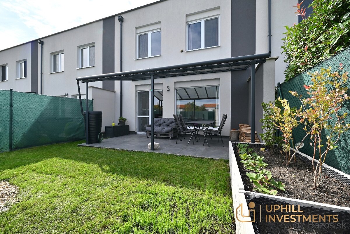 5i dom v radovej zástavbe, Lipová Bernolákovo. Znížená cena - 15