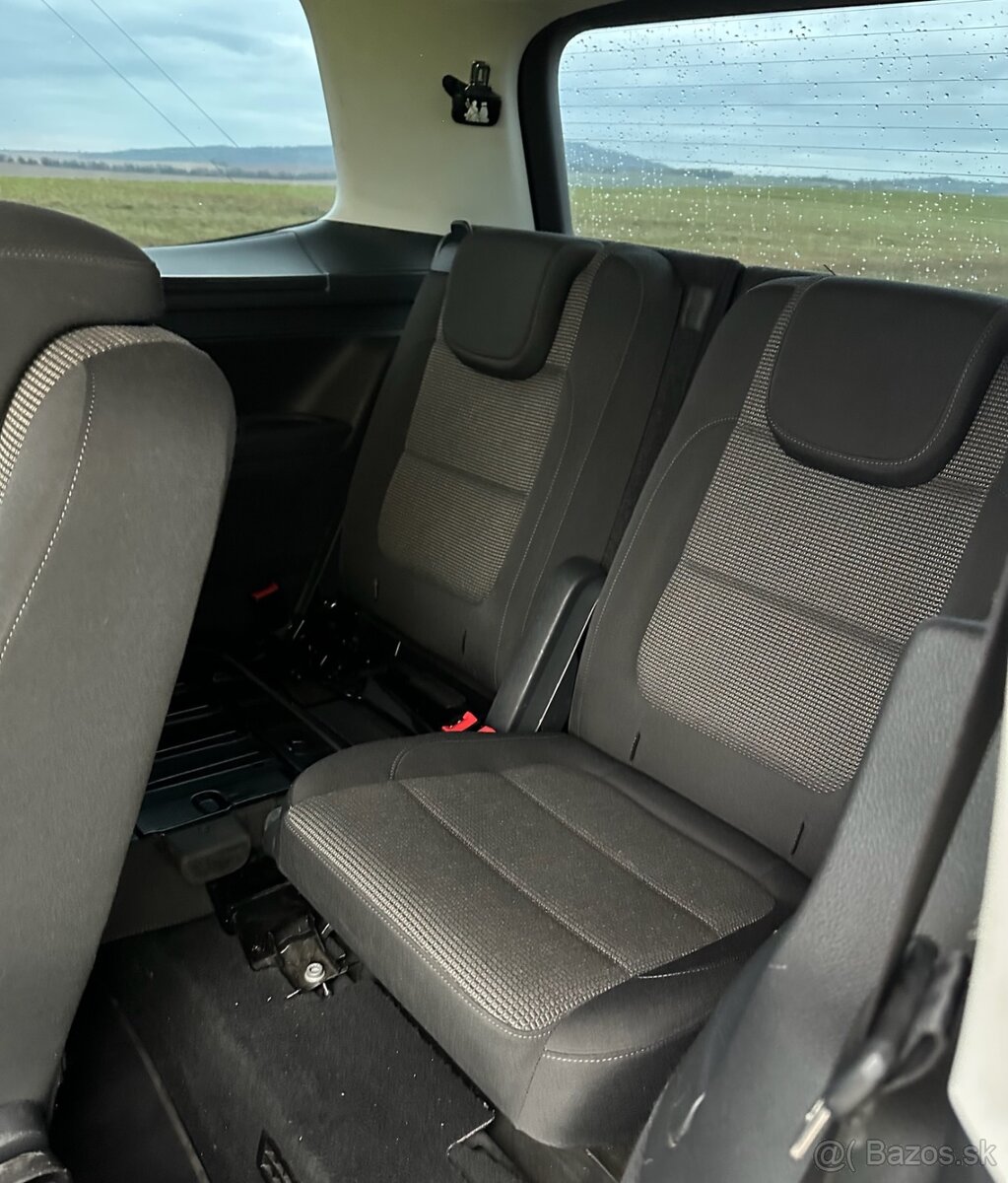 Volkswagen Sharan 2.0 CR 103kW,2011,7miest,keyless,210000km - 15