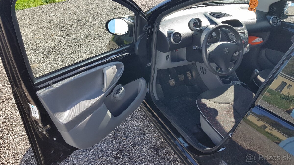 Peugeot 107 - 15