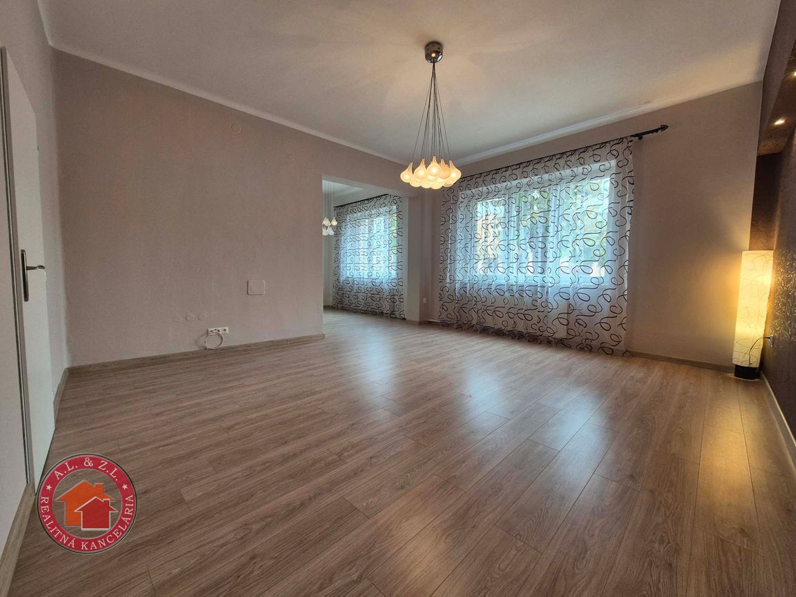 VEĽKÝ 3 izbový BYT SO ZÁHRADKOU a GARÁŽOU V SENCI – CENTRUM - 15