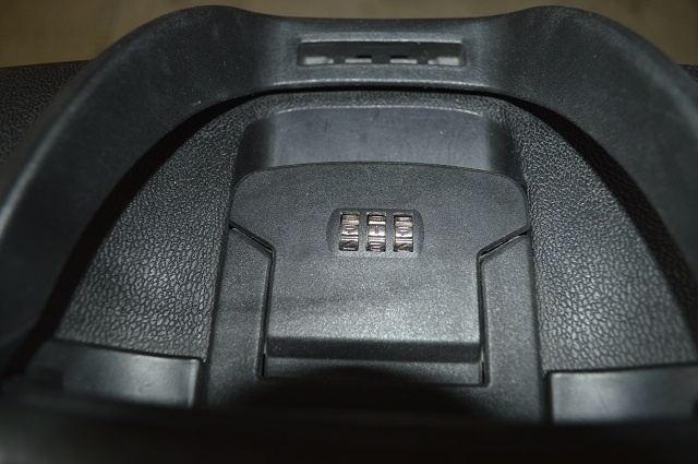 predam velky kufor SAMSONITE - 15