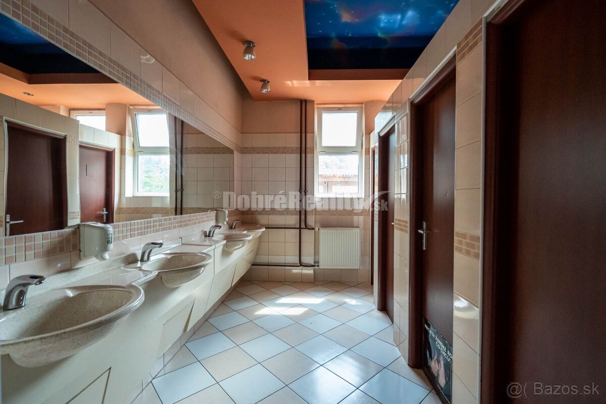 PREDAJ: Polyfunkčný objekt Sokolovňa, 1395 m2, Brezno - 15