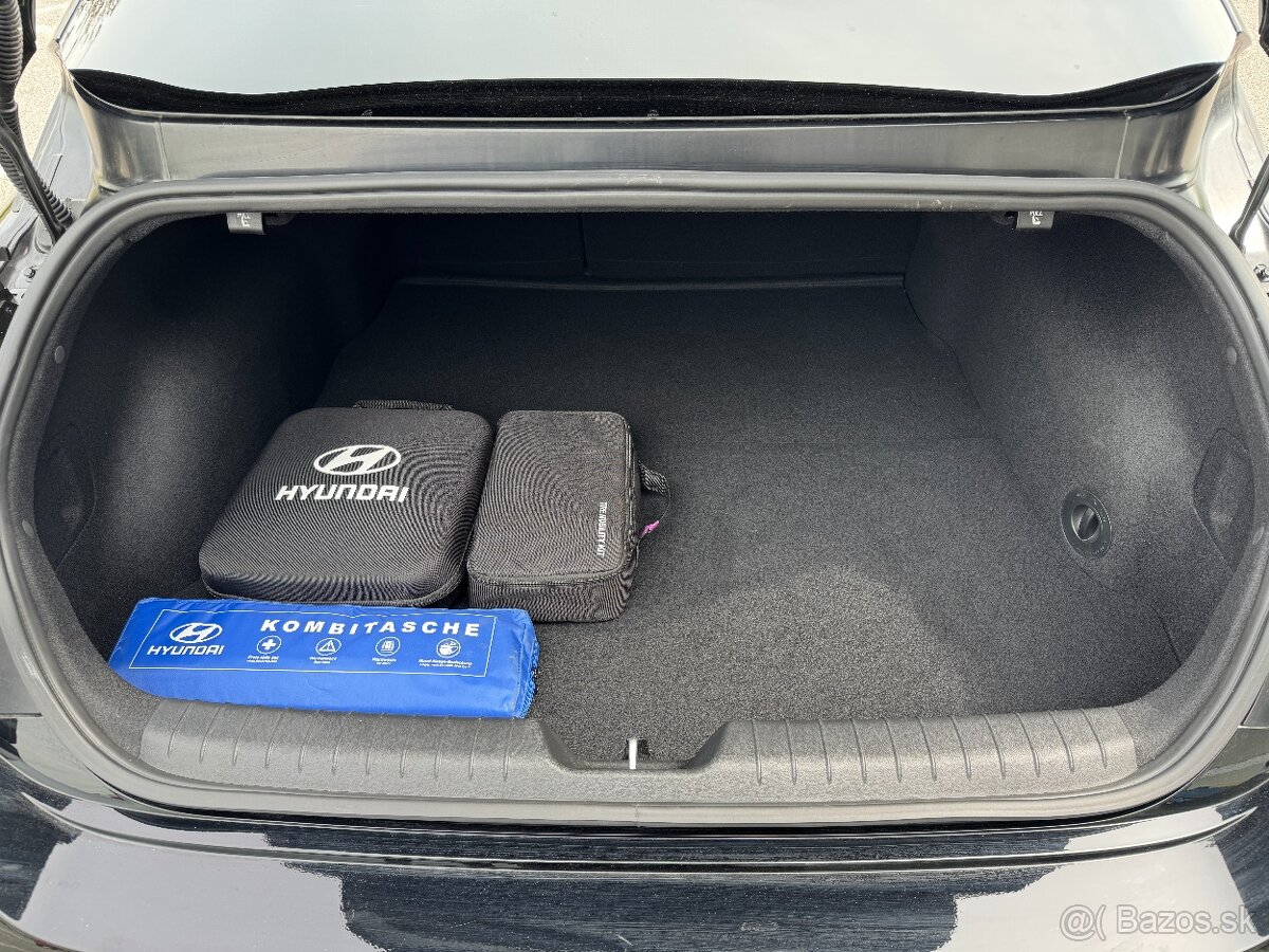 Hyundai Ioniq 6 77 kWh Style ODPOCET DPH - 15