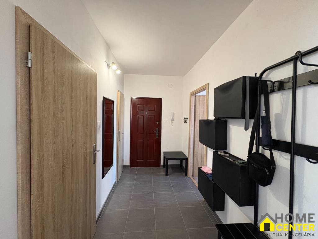 NA PREDAJ zrekonštruovaný 3,5-izbový byt pri centre mesta K - 15