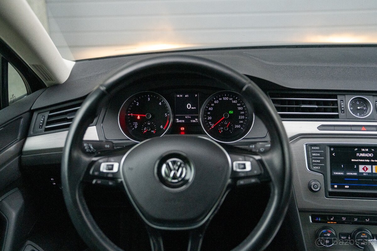 Volkswagen Passat Variant, 2.0 TDi Automat, TOP stav - 15