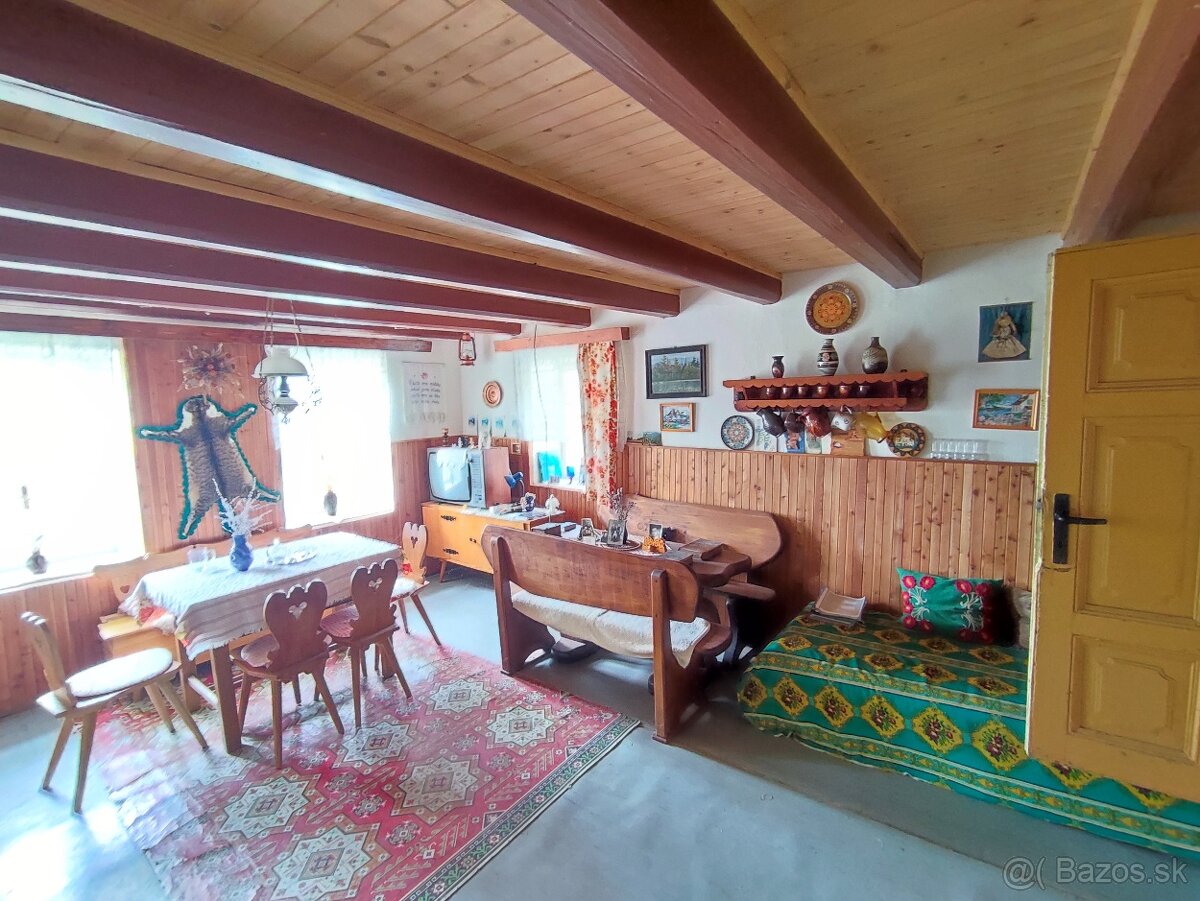 Ponúkame na predaj rodinný dom v obci Miškech Dedinka - 15