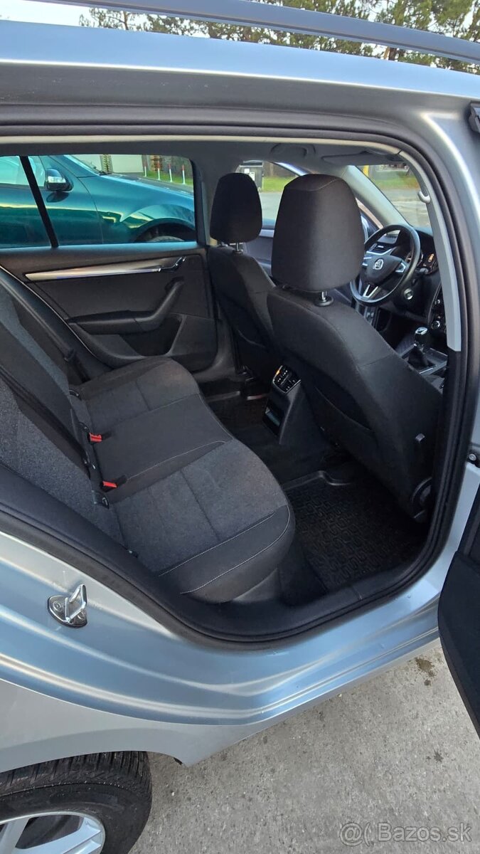 Škoda octavia combi - 15