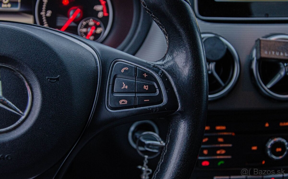 Mercedes-Benz B trieda 180 d - 15