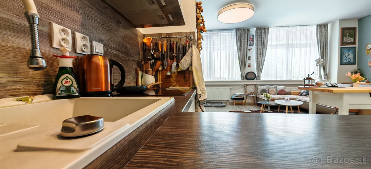 Moderný 4-izbový byt v srdci Liptova - 15