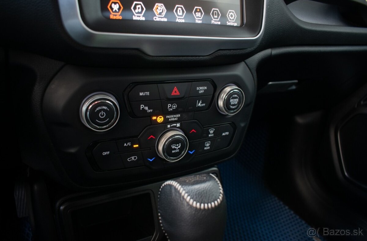 Jeep Renegade 1.5 e-Hybrid Longitude, 1.majiteľ, SK, - 15