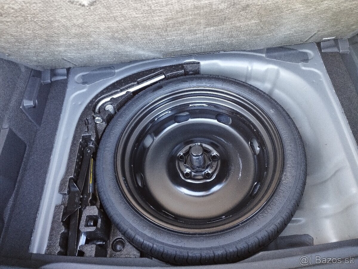 Cupra Formentor 1.5 TSI,sportovní sedadla + výfuk, 30tkm,DPH - 15