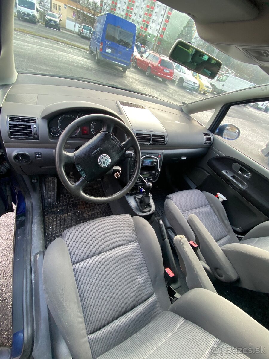 Sharan(2)2006 1.9TDI 96kw (6st.manuál) - 15