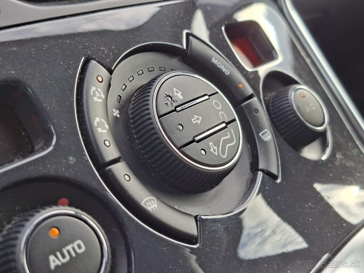 Peugeot 3008 1.6 e-HDi 84kw - 15