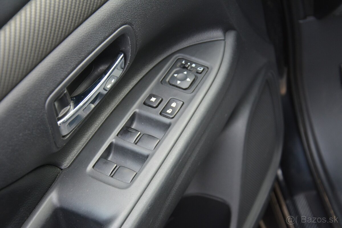 Mitsubishi Outlander 2.20 SR. voz, 7miestne - 15