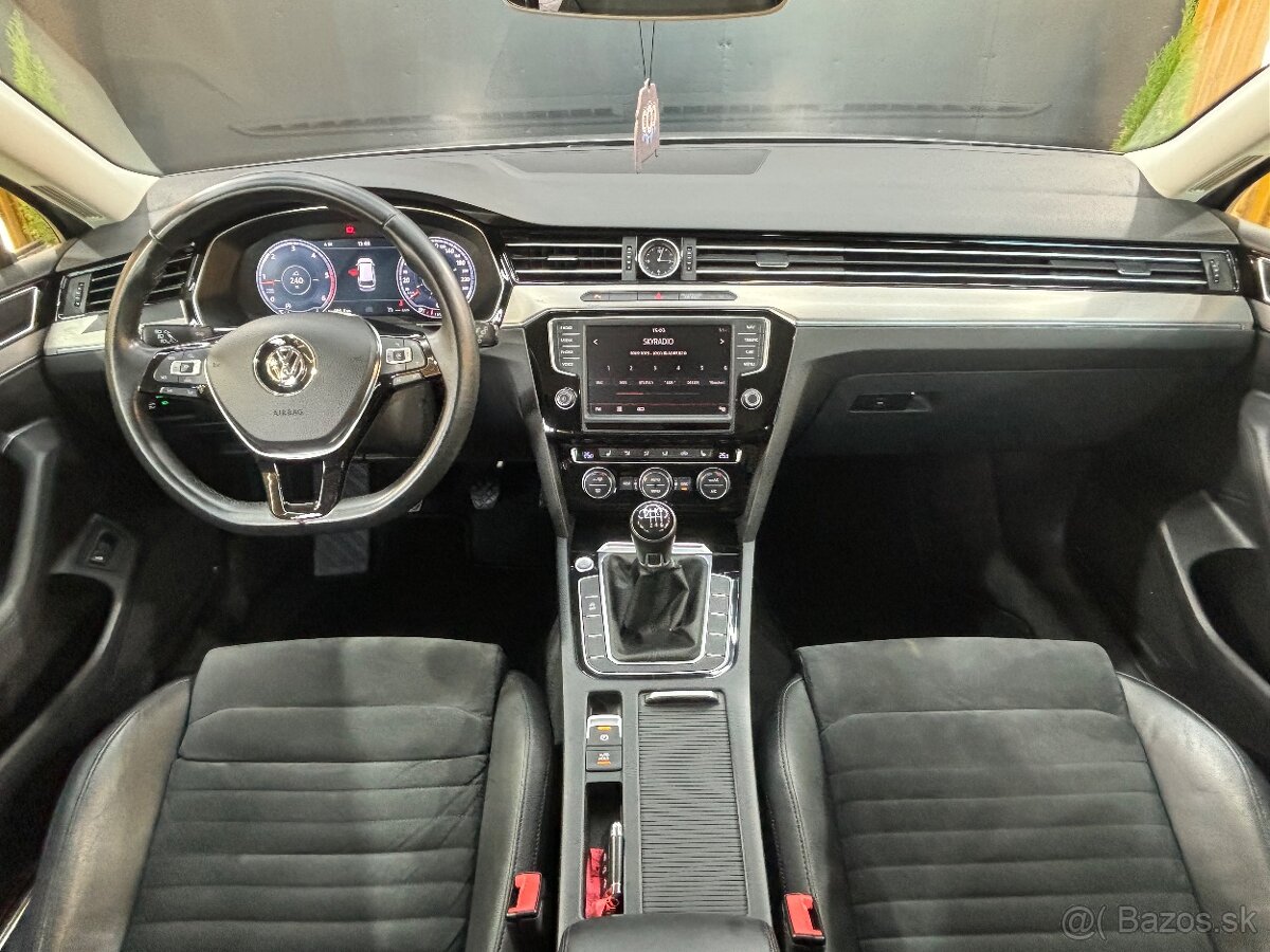 Volkswagen Passat Variant 2.0 TDI Highline VIRTUAL - 15