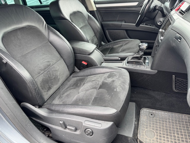 Škoda Superb Combi 2.0 TDI CR 4x4 Elegance DSG - 15