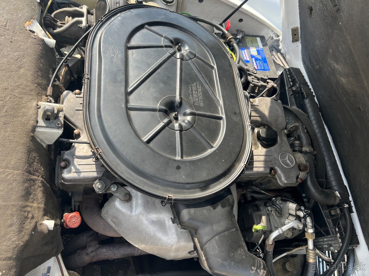 Mercedes 280 SL - 15