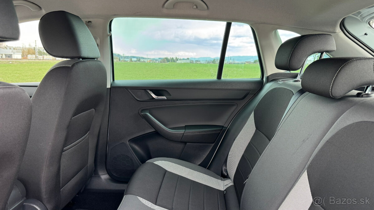 Škoda Rapid Spaceback SB 1.2 TSI 90k Style DSG - 15