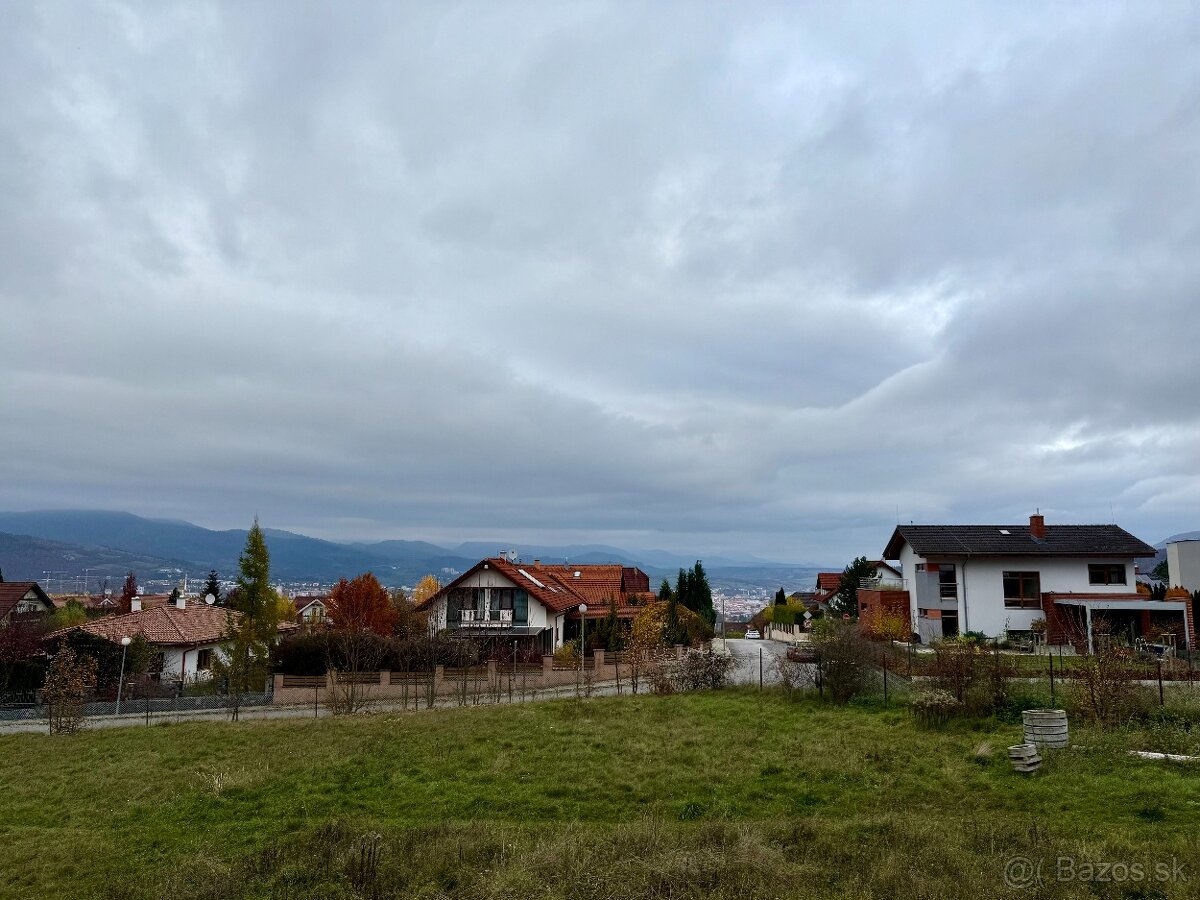 Na predaj moderný rodinný dom s výhľadom na mesto - 15