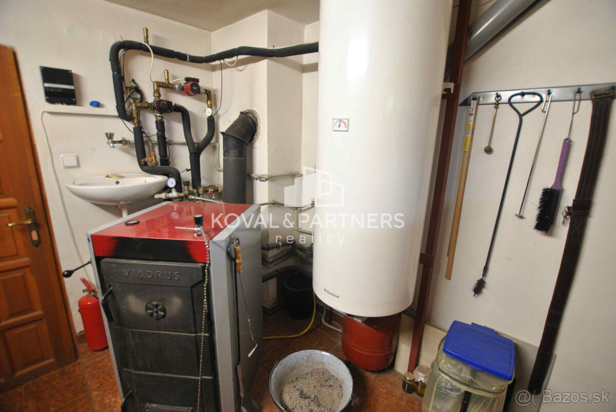 Koval & partners ponúka exkluzívne na predaj rodinný dom v o - 15