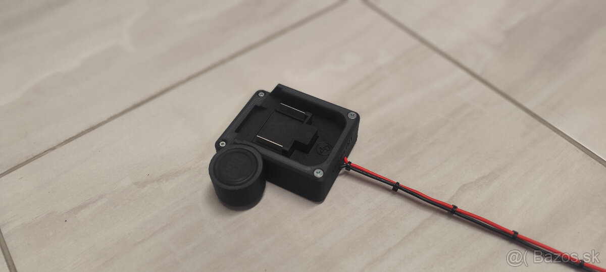 Adaptér batérie makita 18V s voltmetrom ( Hranatý/Okrúhly ) - 15