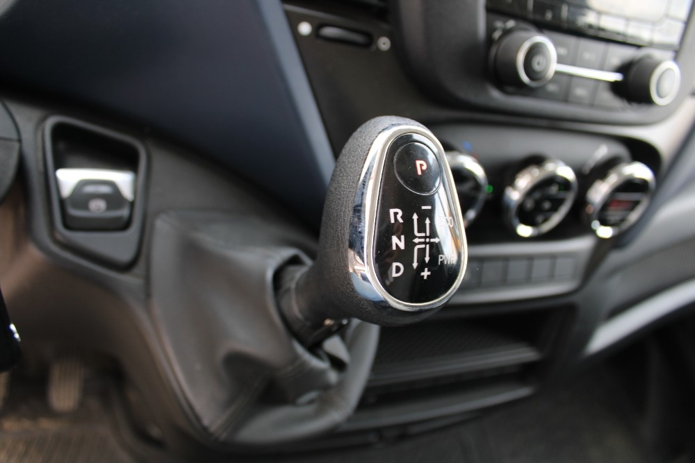 Iveco Daily, 35S180 3,0 L2H2 HiMatic+Led+Navi+Klima+Měchy - 15