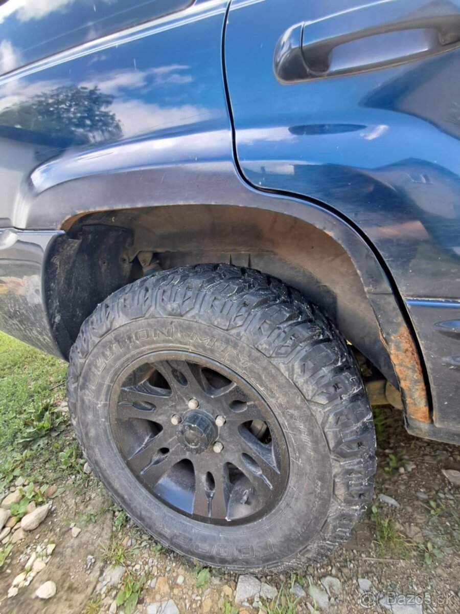 Predám Jeep Cherokee - 15