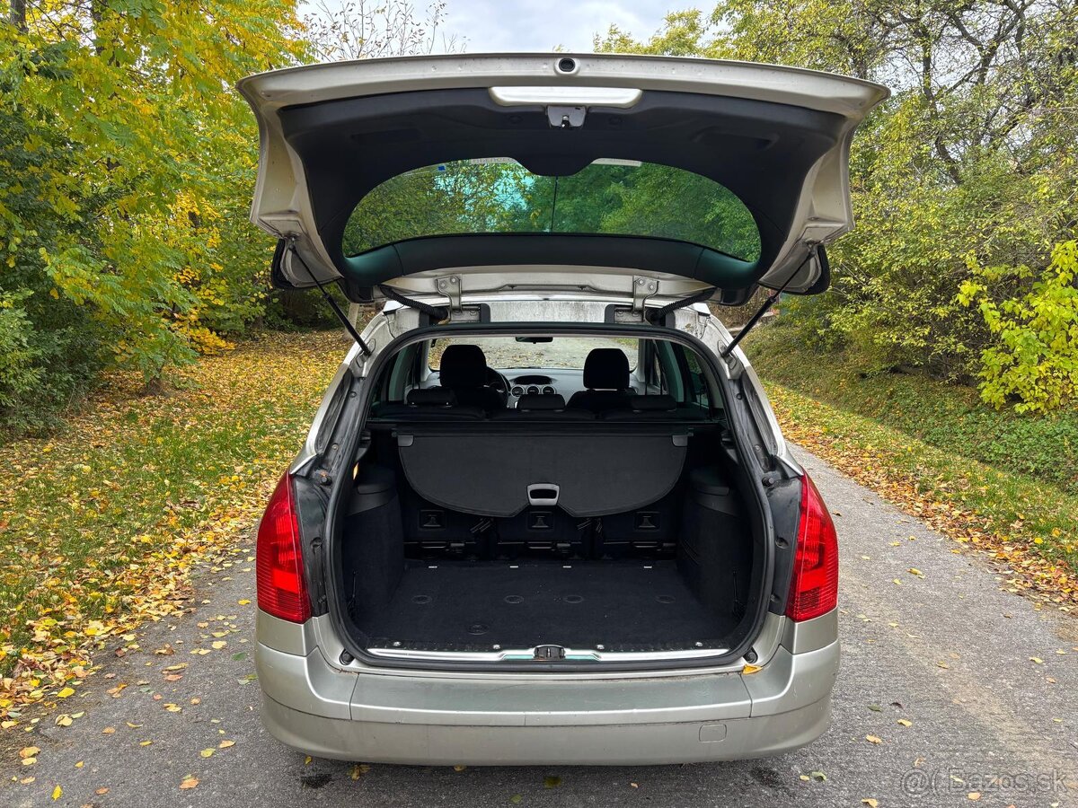 Peugeot 308 SW 1.6 HDi FAP Mont Blanc Premium - 15