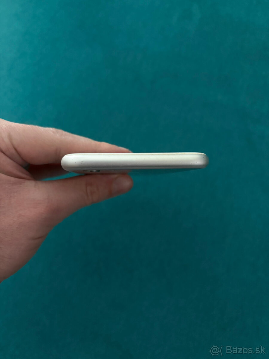 Iphone 13 + dalsi Iphone zadarmo Len do 30.11.2025 23:59 - 15